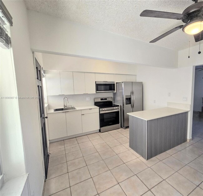 Building Photo - 5451 SW 5th Terrace