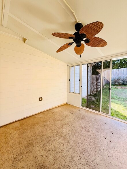 Building Photo - 520 Anglewood Trce