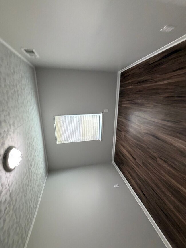 Building Photo - Welcome to your new home in Southaven, MS! HALF OFF FIRST MONTH RENT!!