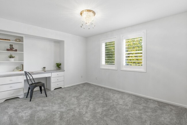 Building Photo - Charming Home in the Heart of Gig Harbor