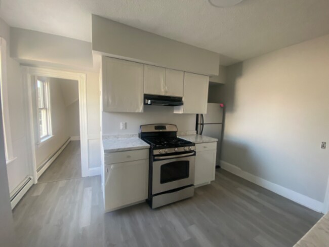 Building Photo - 0 Lowell Ave