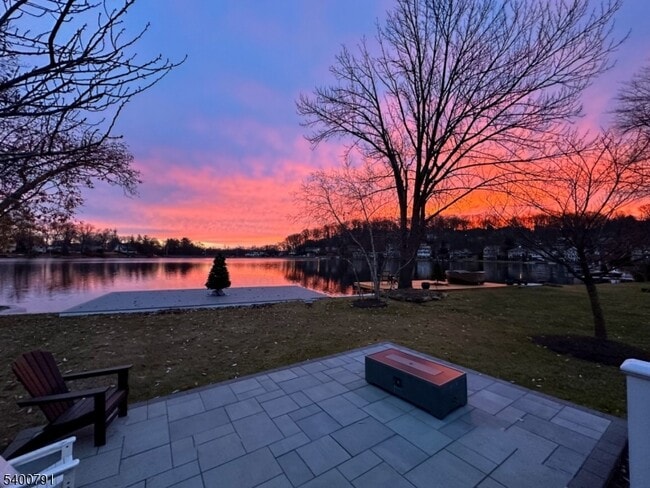 Primary Photo - 32 Lenape Trail