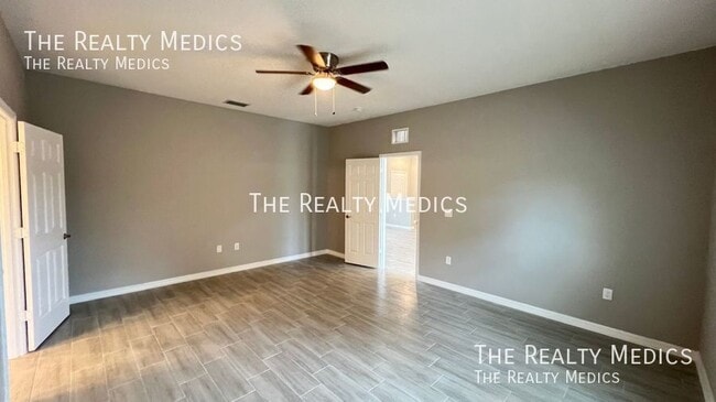 Building Photo - 276 Santo Domingo Ave SW