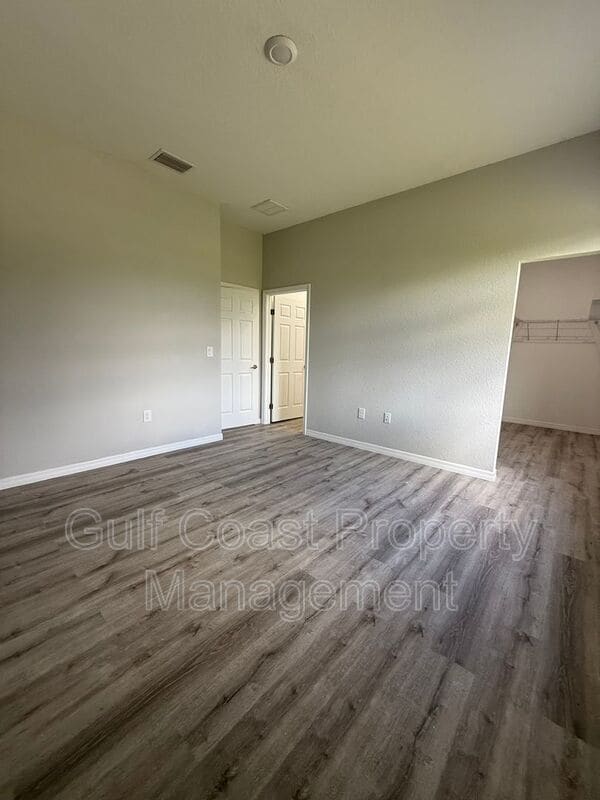 Building Photo - 3103 58th St W