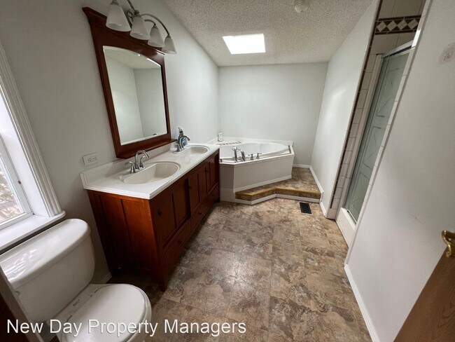 Building Photo - 3 br, 2 bath House - 33 Lone Tree Lane