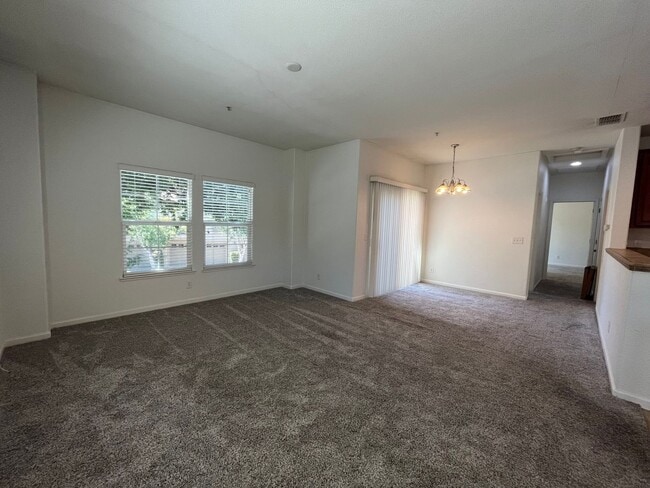 Building Photo - HAMPTON VILLAGE - 2 BR / 2 BA CONDO AVAILABLE NOW!