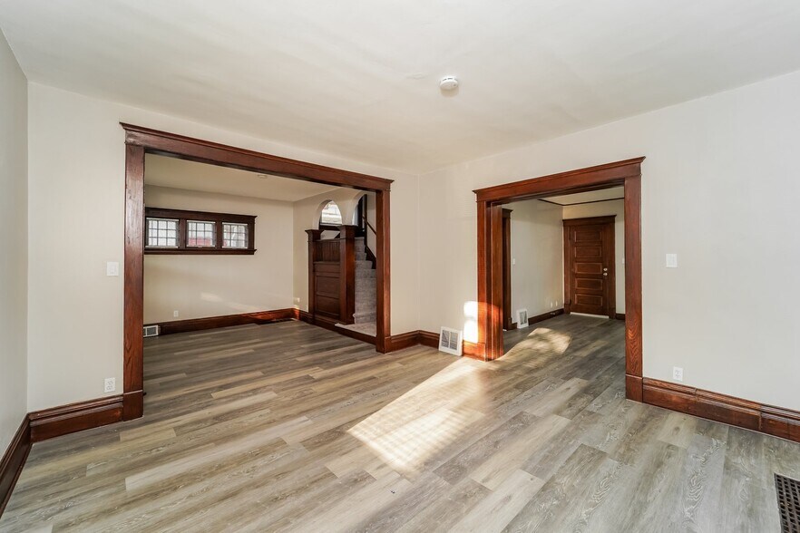 Building Photo - 5326 N 35th St