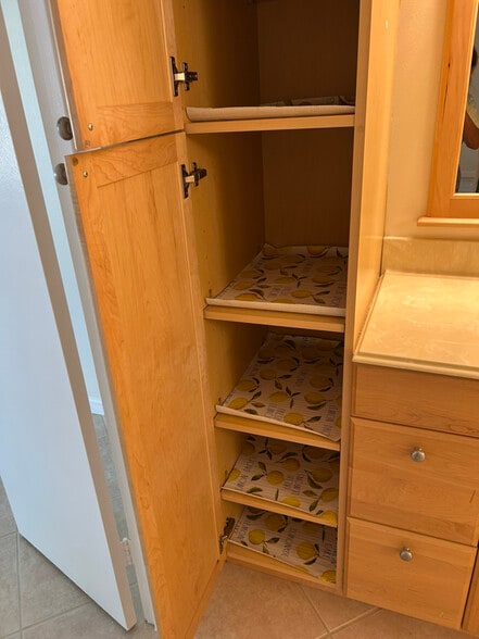 Building Photo - 5927 La Pinata Blvd