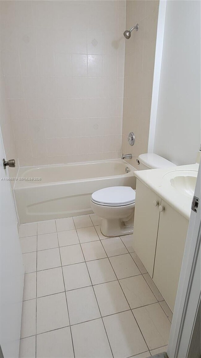 Building Photo - 4976 Leeward Ln