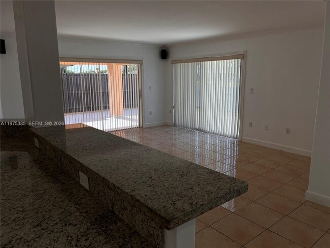 Building Photo - 9414 SW 164th Ct