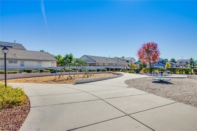 Building Photo - 8836 Iron Hitch Ave