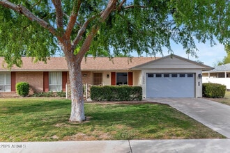 Building Photo - 10303 W Prairie Hills Cir