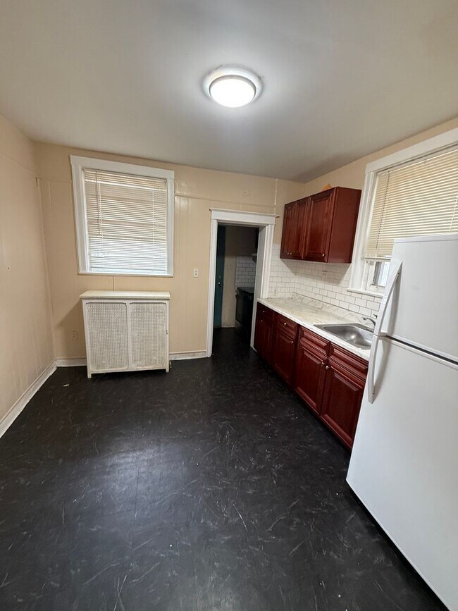 Building Photo - Super Convenient 3 bedroom in Olney