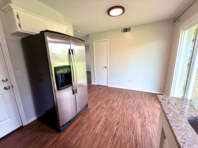 Building Photo - Great 3BD 1.5BA Home in Edmond!!