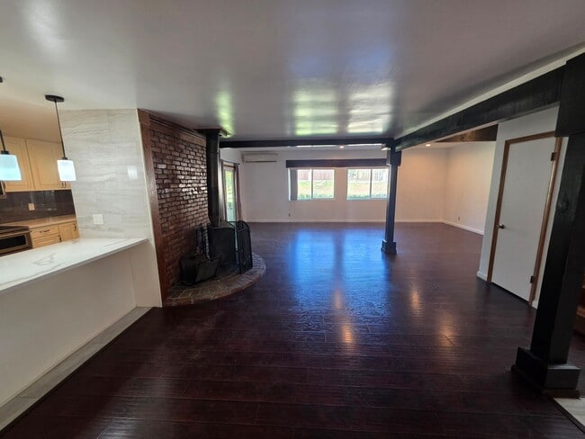 Building Photo - 3 Bedroom Home for Rent with RV Parking, Rock Views & Large Lot