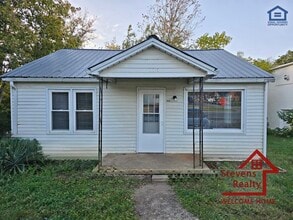 Building Photo - 115 E Jere Whitson Rd