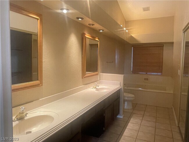 Building Photo - 604 Cody Pass