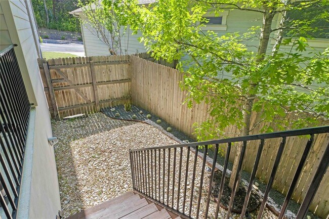 Building Photo - 12218 Cottage Promenade Ct