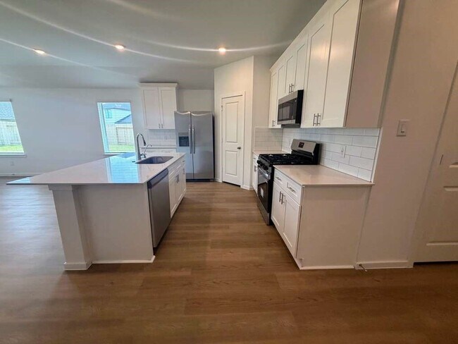 Building Photo - 9042 Shady Cabana Wy