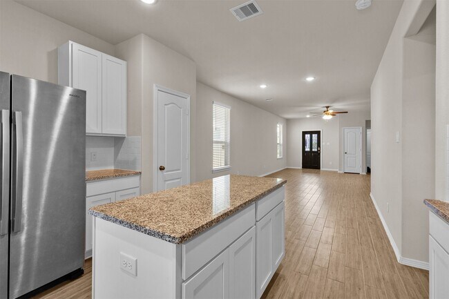 Building Photo - 25711 Hickory Pecan Trl