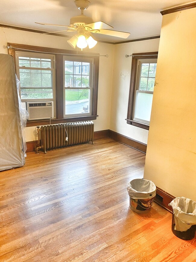 Building Photo - 90 Forest Hill Dr