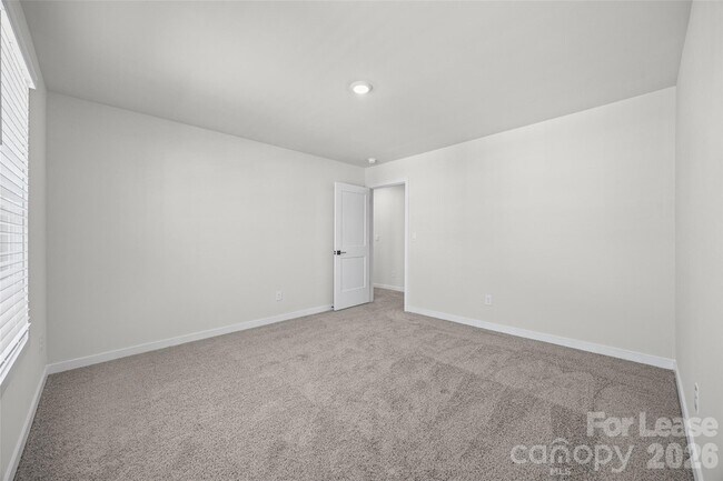 Building Photo - 541 Mahogany Rd