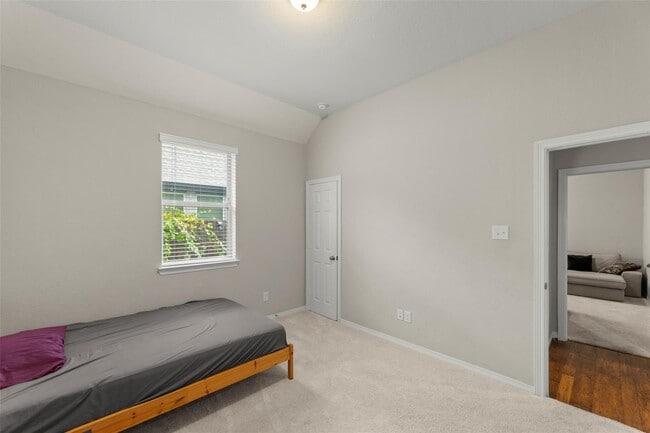 Building Photo - 11218 Puckett River Dr