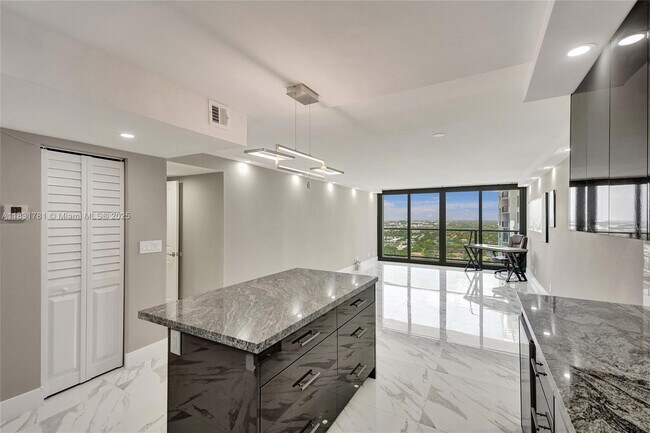 Building Photo - 2301 S Ocean Dr