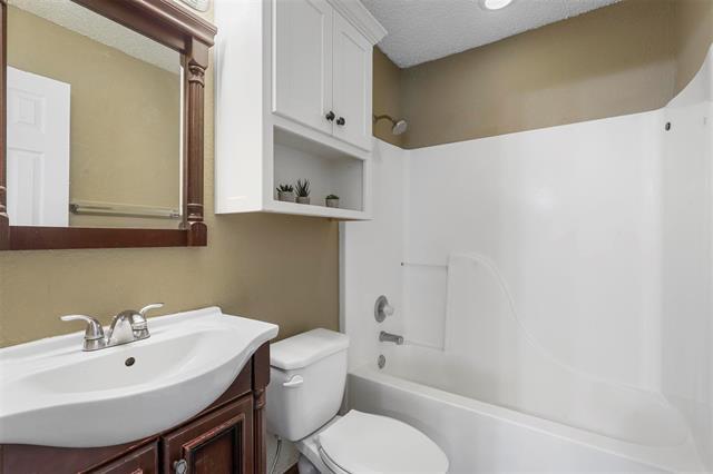 Building Photo - 548 Blue Haze Dr