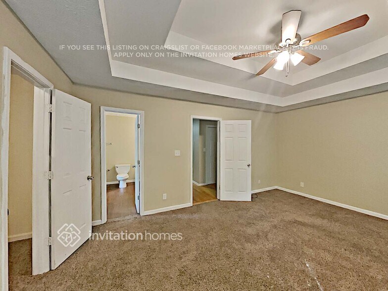 Building Photo - 305 Mary Alice Dr
