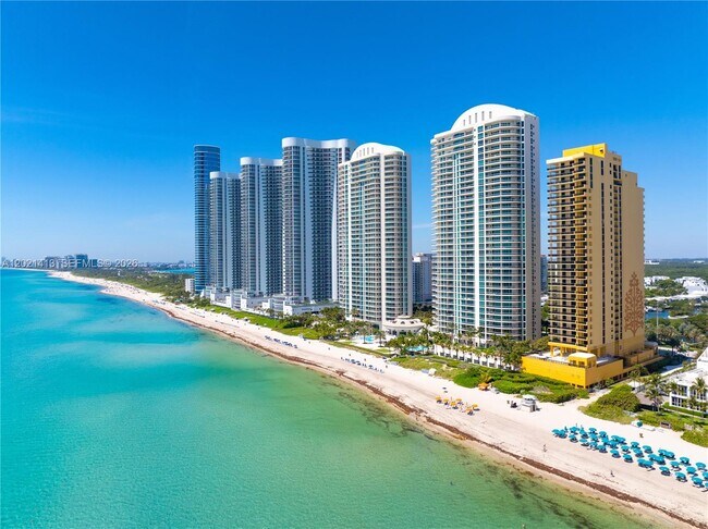 Building Photo - 16275 Collins Ave