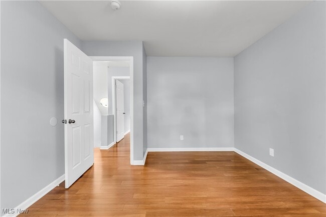 Building Photo - 33555 Wagon Wheel Dr
