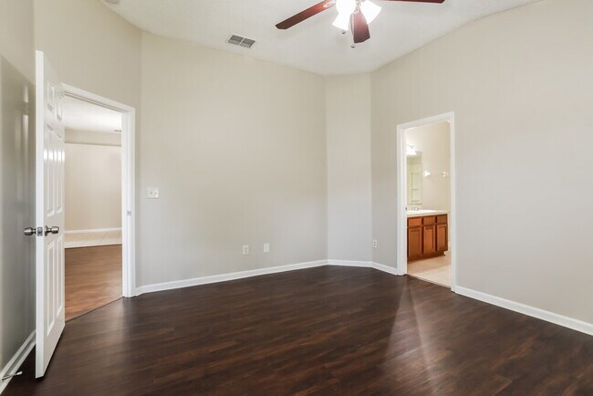 Building Photo - 2938 Biloxi Trail