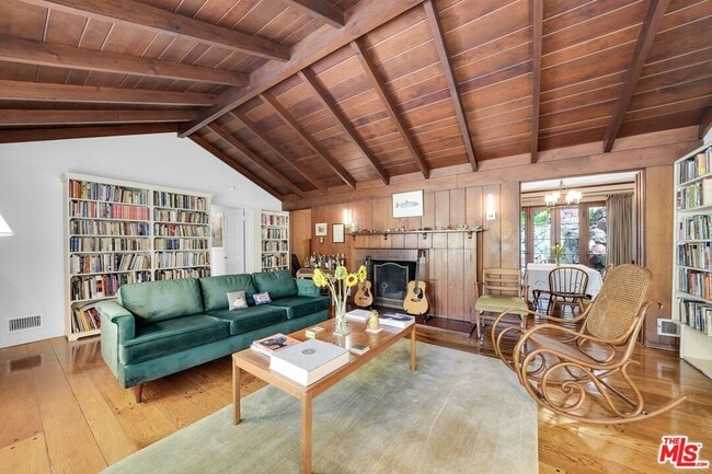 Building Photo - 7503 Willow Glen Rd