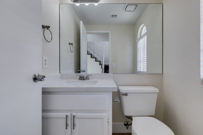 Building Photo - WHITNEY RANCH FRESHLY UPDATED 4 BEDROOM HOME WITH LARGE BACKYARD