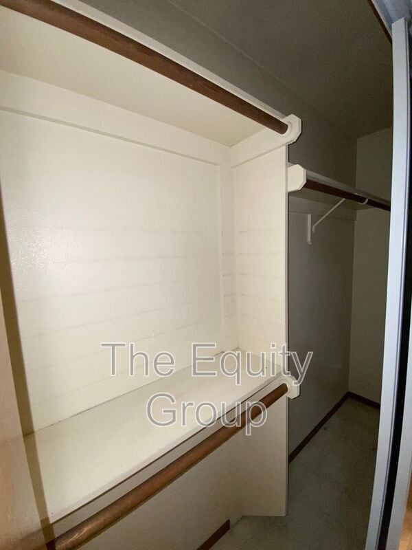Building Photo - 1348 E Ferguson Ct