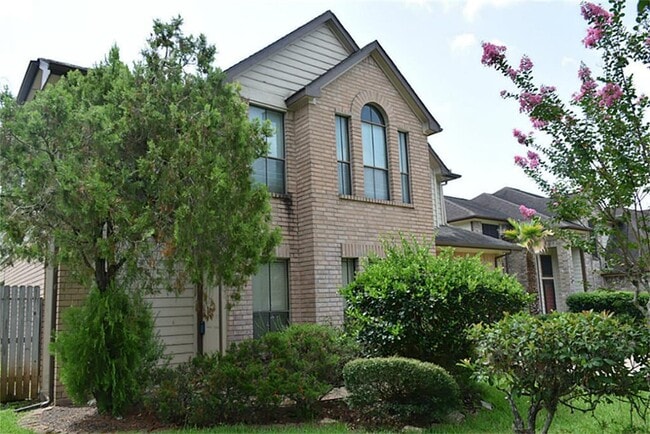 Building Photo - 4718 Sunshine Dr