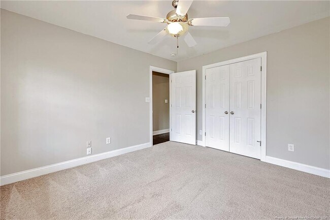 Building Photo - 5806 Rainsford Dr