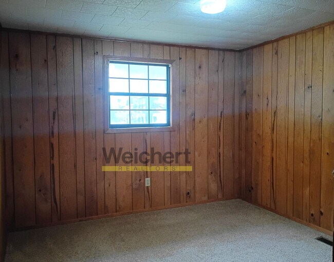 Building Photo - 814 E Unity Rd