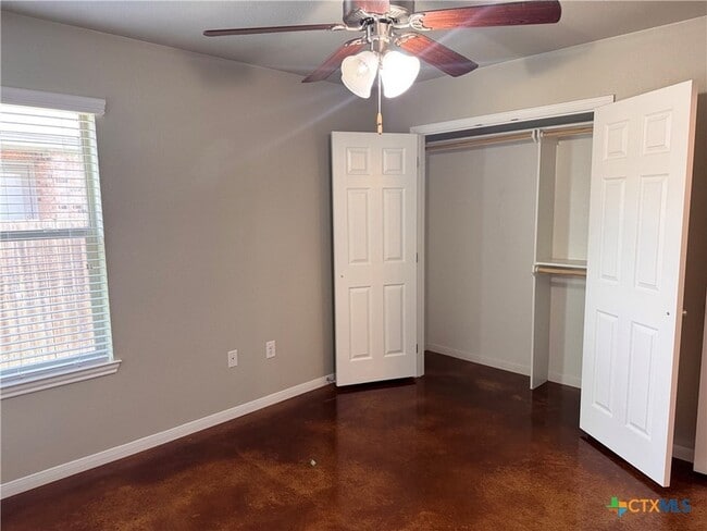 Building Photo - 2204 Indian Trail