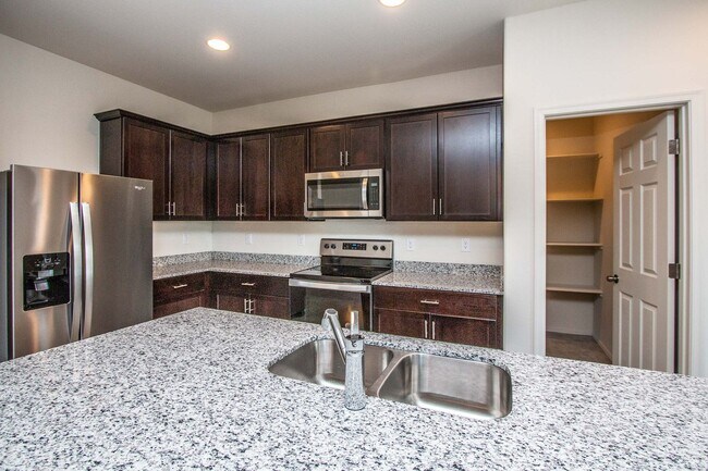 Building Photo - COMING SOON !! BRAND NEW HOME IN MARICOPA