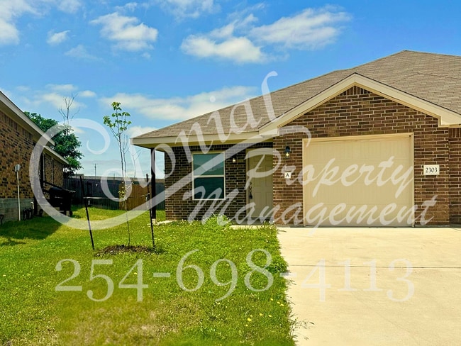 Primary Photo - AVAILABLE NOW - (SECTION 8 ACCEPTED)