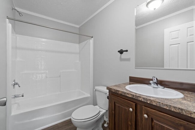 Building Photo - Pet Friendly Three Bedroom on Five Acres!