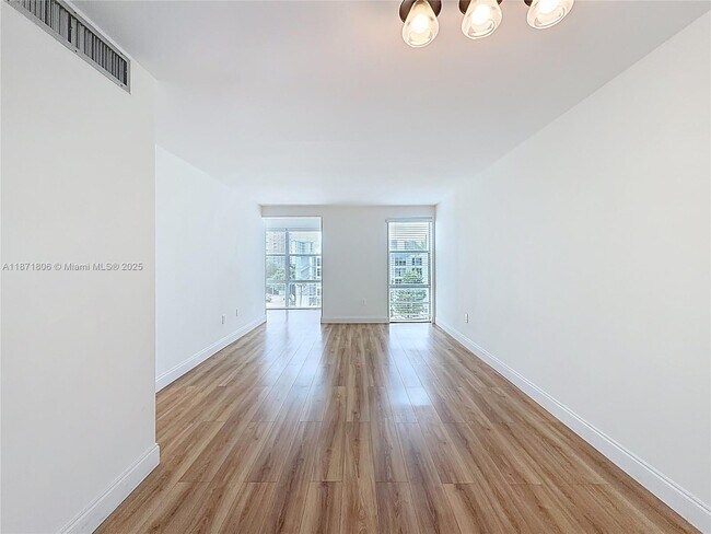 Building Photo - 17560 Atlantic Blvd