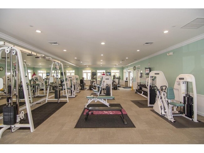 Building Photo - 23 Harbour Isle Dr W