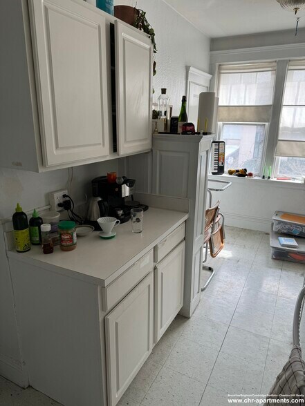 Building Photo - 1697 Cambridge St