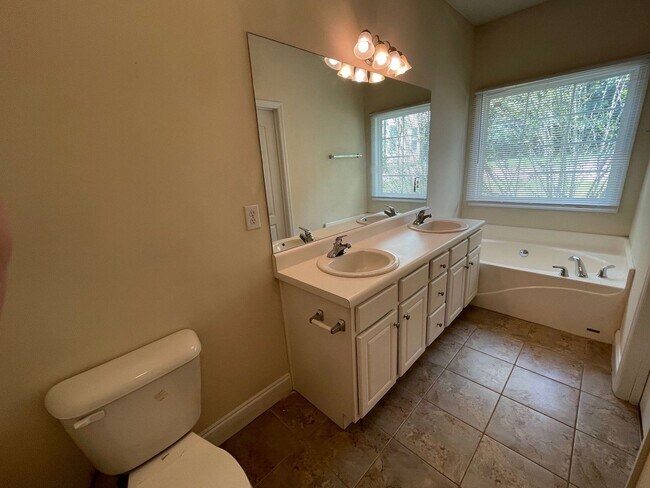 Building Photo - PRE-LEASING FOR AUGUST 9TH, 2026!