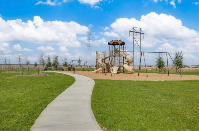 Building Photo - 9103 Estes Lks Dr