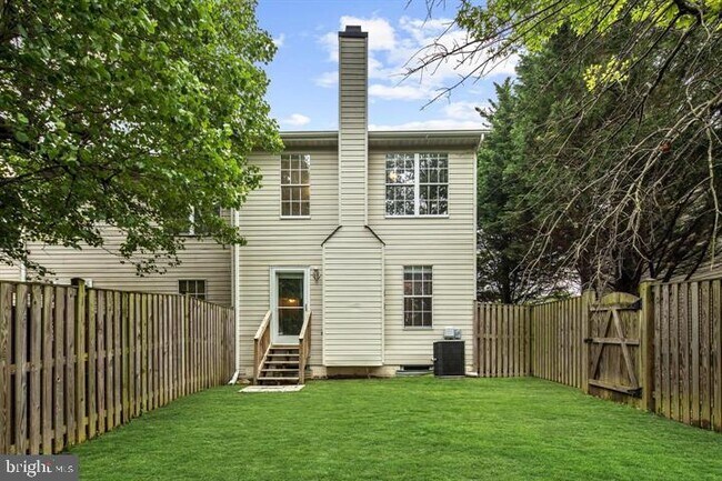 Building Photo - 6112 Starburn Path