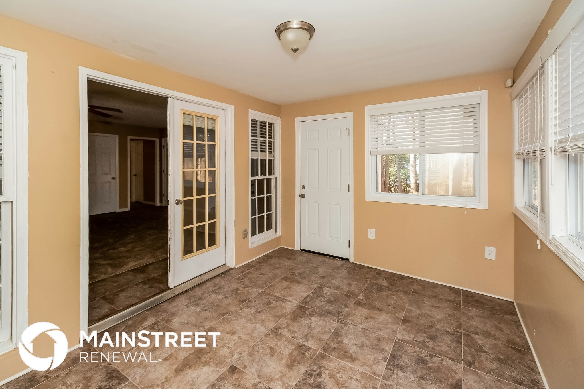 Building Photo - 1276 Grindenwald Dr